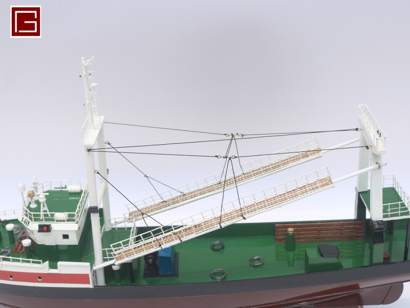 EVA FISHING BOAT 20''-14