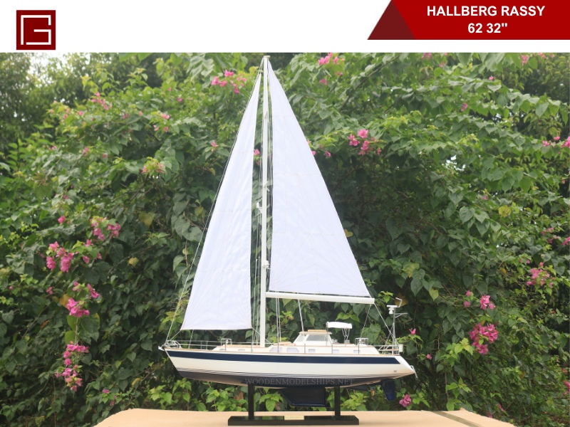 HALLBERG RASSY 62 32''-01 HALLBERG RASSY 62 32''-01